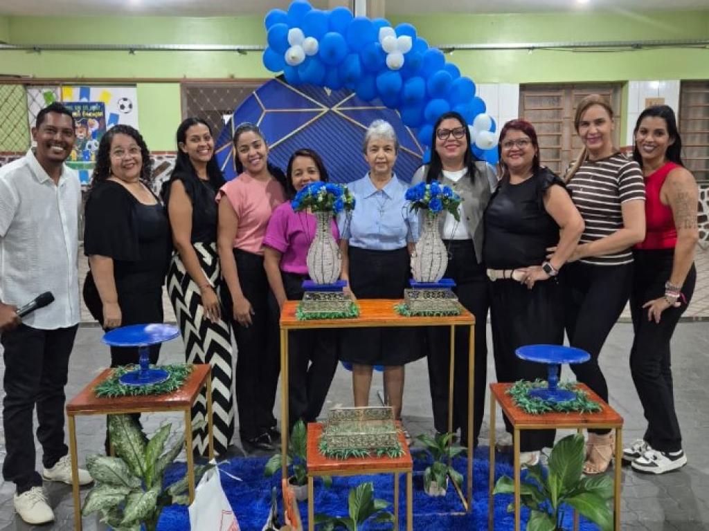 Colégio CEMA celebra o aniversário da Irmã Divina com gratidão e carinho